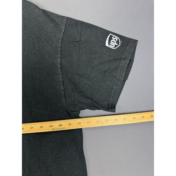 Vintage Y2K The Chronicles Of Riddick Movie Book Promo UPS Rare Black XL Tee - Picture 4 of 5